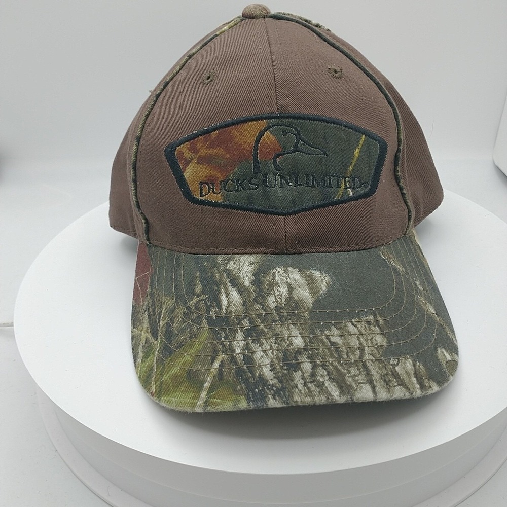 Ducks Unlimited Mens Brown Camouflage Embroidered Logo Strapback Hat Cap